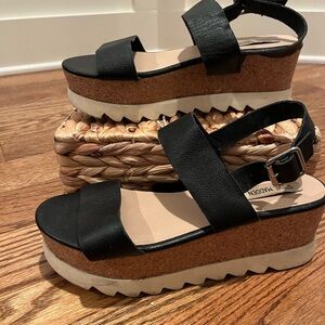 Steve Madden Platform Sandals 9M